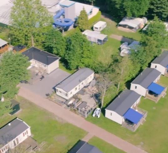 Us Twadde Plakje Op Vakantiepark Bergumermeer Suameer Eksteriør billede